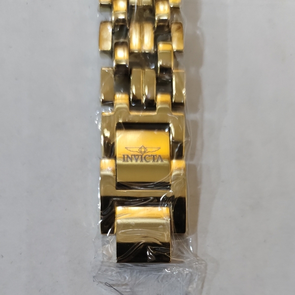 Invicta NWT Elements Gold Chain Bracelet - Picture 3 of 6